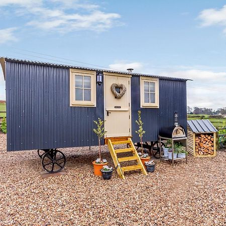 The Lambing Shed Villa Ryhill Exterior foto