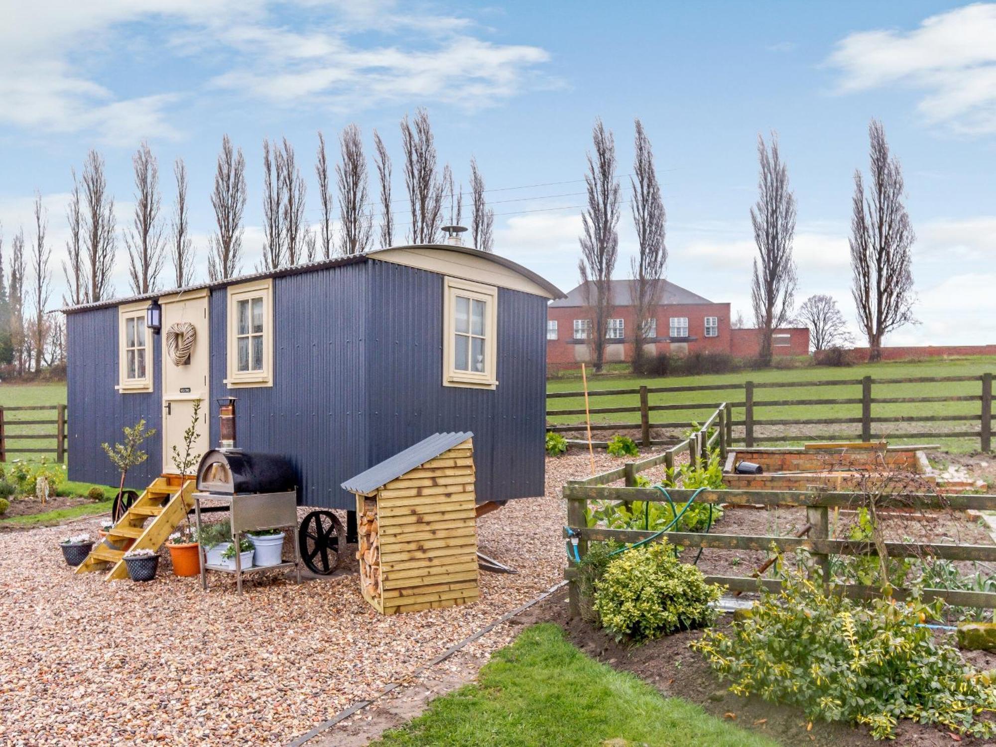 The Lambing Shed Villa Ryhill Exterior foto